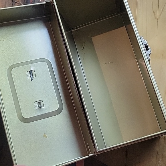 Fun Skotch Kooler Porta-file! - Picture 11 of 15